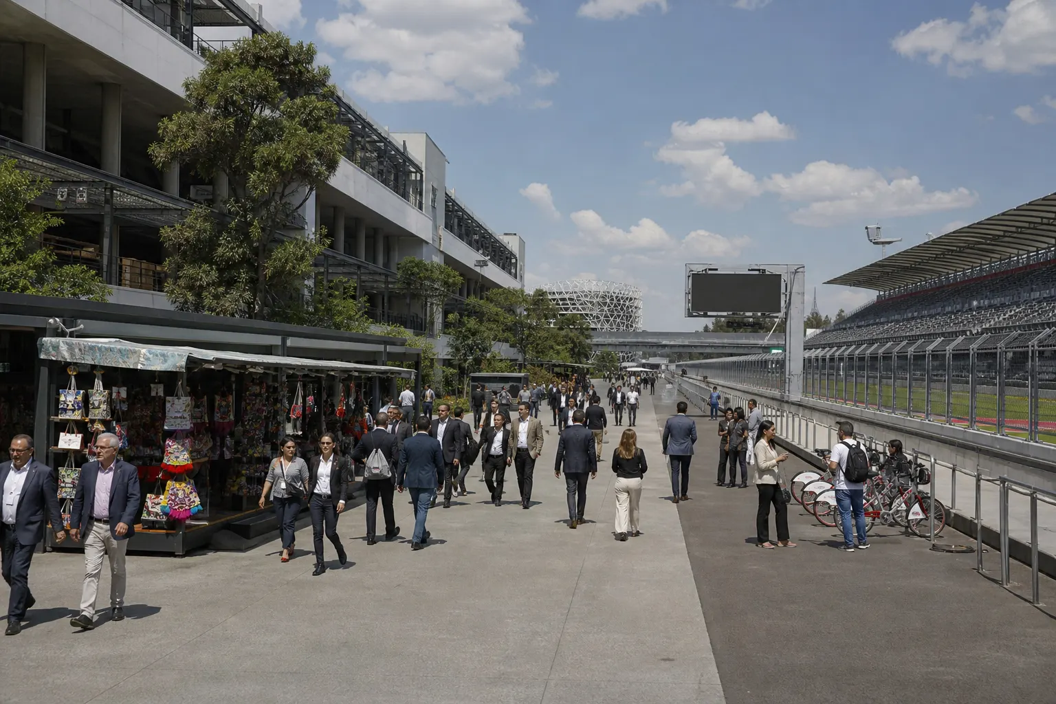 Congreso Mundial de Turismo Deportivo en el Autódromo Hermanos Rodríguez de Ciudad de México